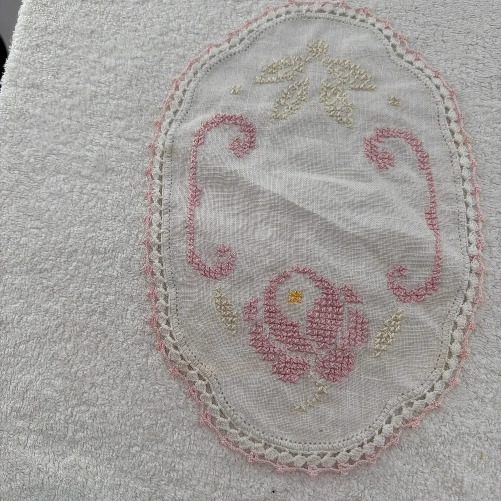 Collectible Handmade Embroidered Doily Set 2 Pink White Crochet Trim 10